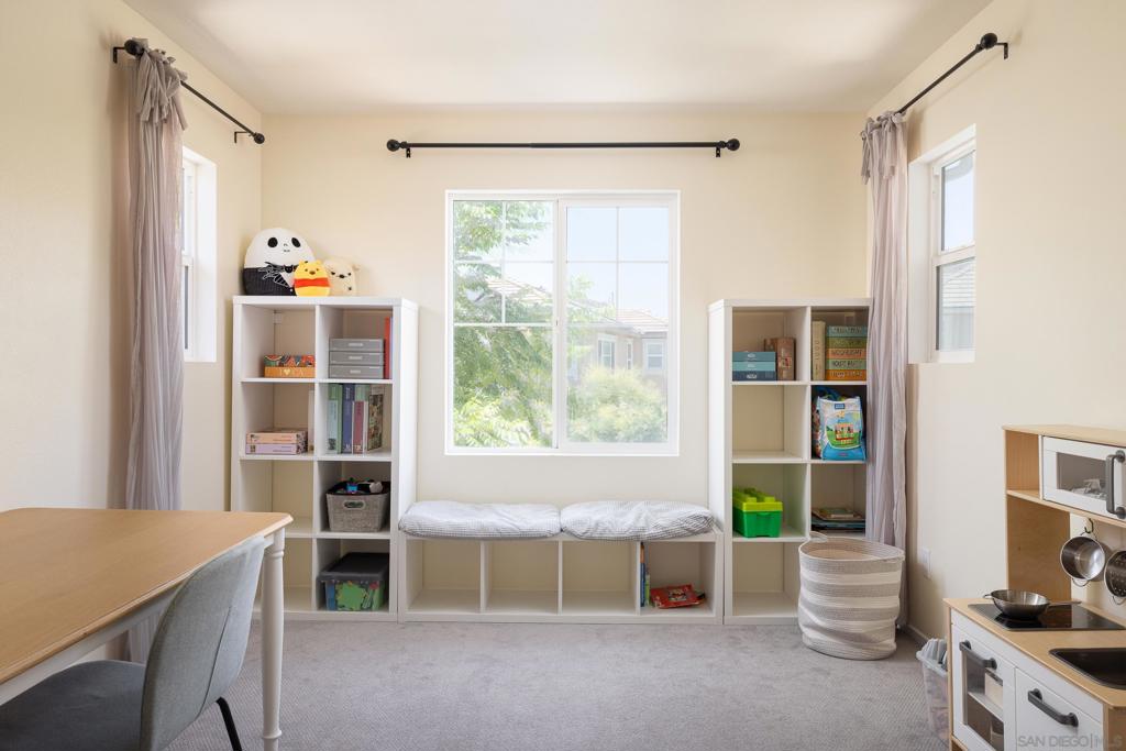 211 Spotted Saddle Way Property Photo 15