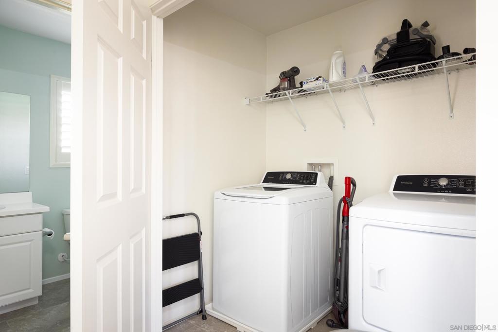 211 Spotted Saddle Way Property Photo 17