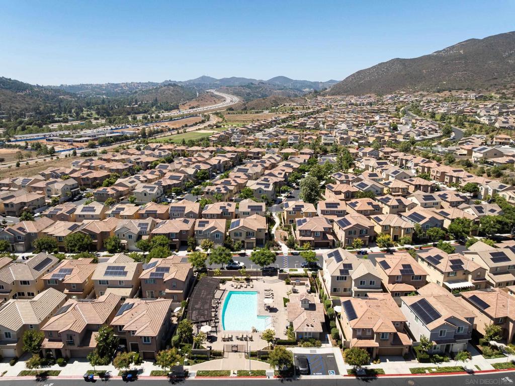 211 Spotted Saddle Way Property Photo 24