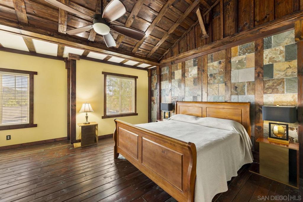 33228 Romance Pl Property Photo 7