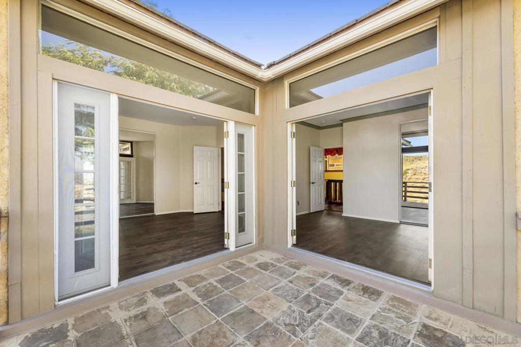 33228 Romance Pl Property Photo 13