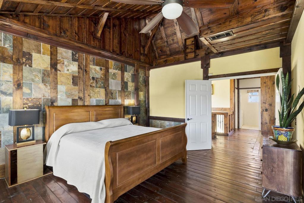 33228 Romance Pl Property Photo 41