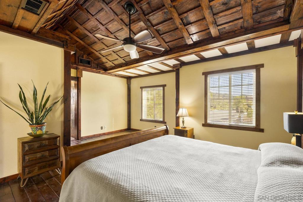 33228 Romance Pl Property Photo 43