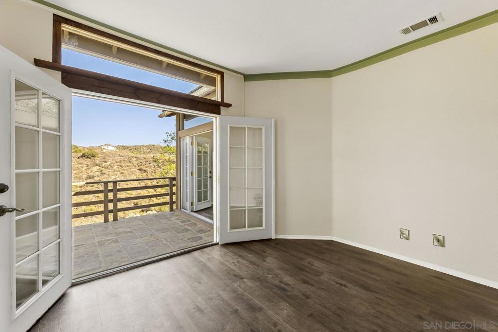 33228 Romance Pl Property Photo 46