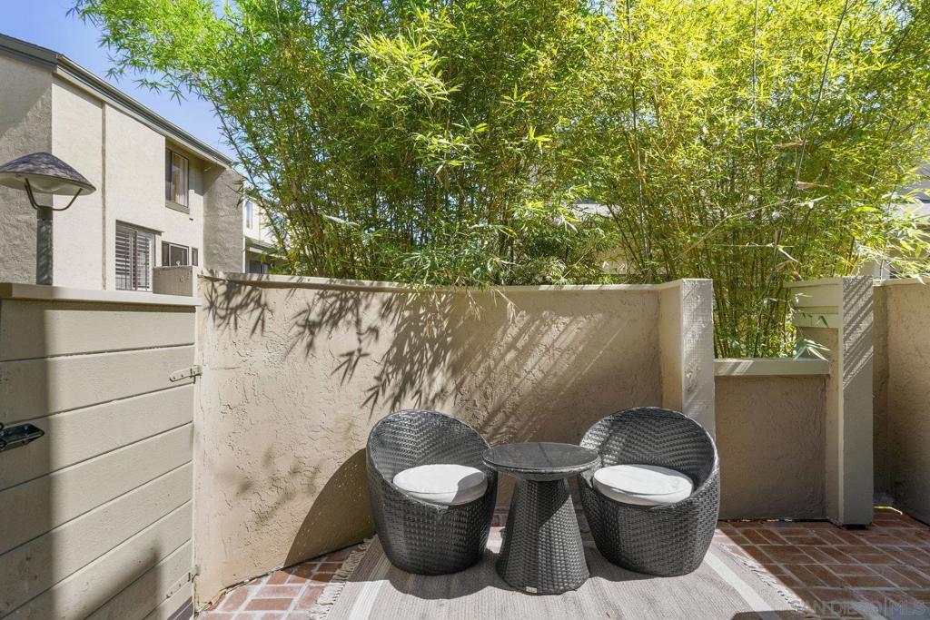 3275 Caminito Eastbluff 203 Property Photo 29