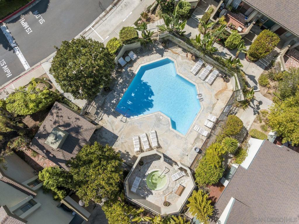 3275 Caminito Eastbluff 203 Property Photo 34