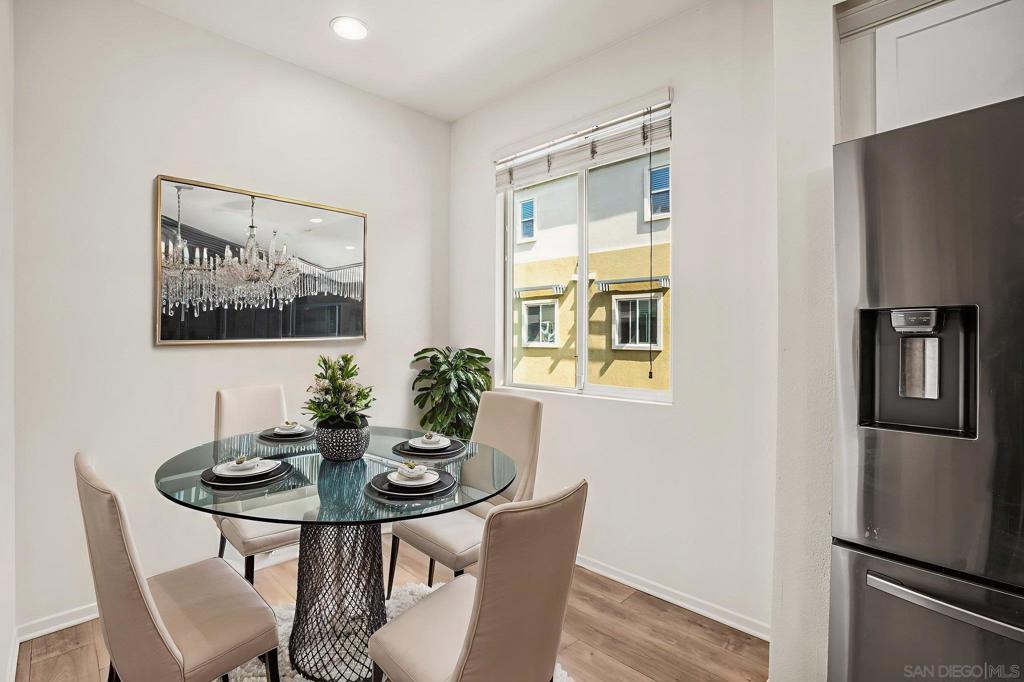 225 Royal Glen 408 Property Photo 16