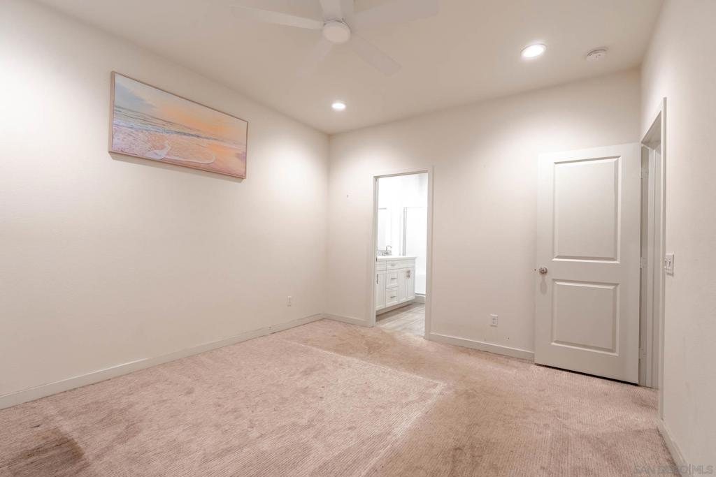 320 Waverunner Ct Property Photo 15