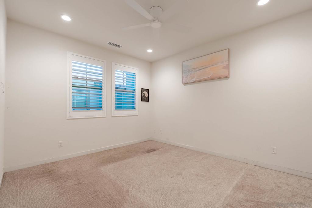 320 Waverunner Ct Property Photo 16