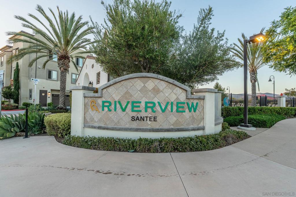 320 Waverunner Ct Property Photo 25