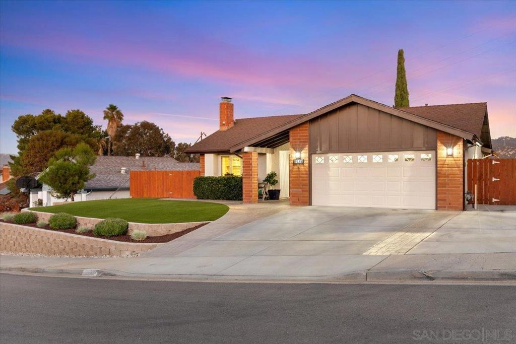 12431 Ridgeton Dr Property Photo 1