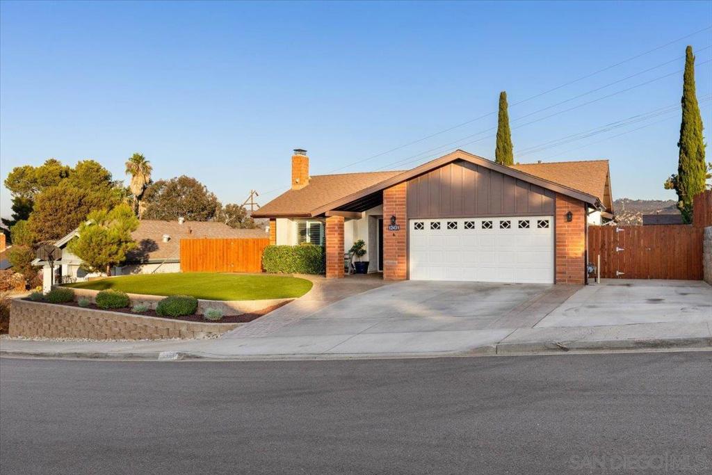 12431 Ridgeton Dr Property Photo 11