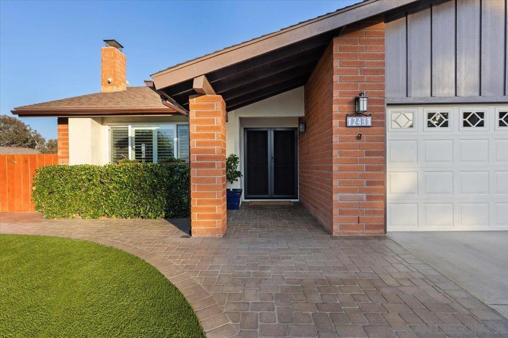 12431 Ridgeton Dr Property Photo 13