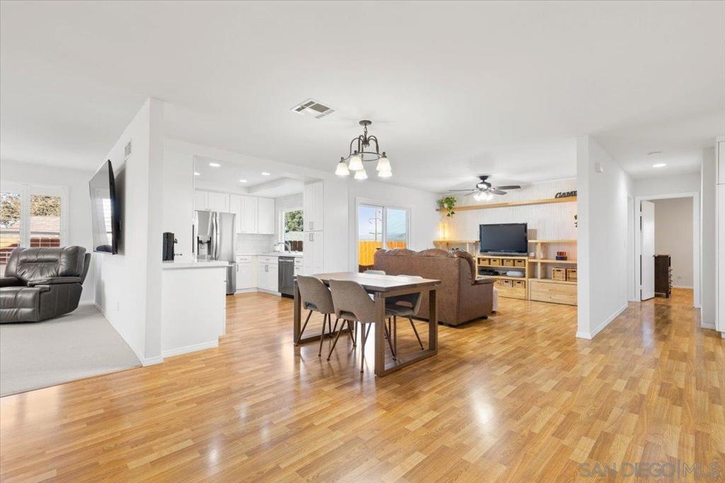 12431 Ridgeton Dr Property Photo 18