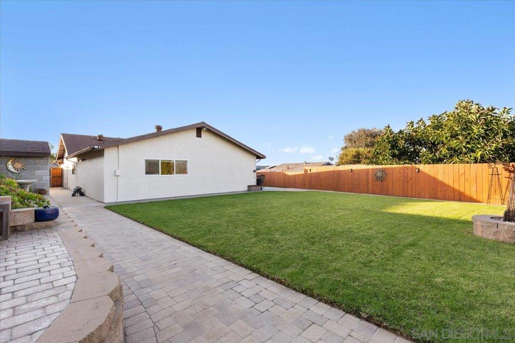 12431 Ridgeton Dr Property Photo 38