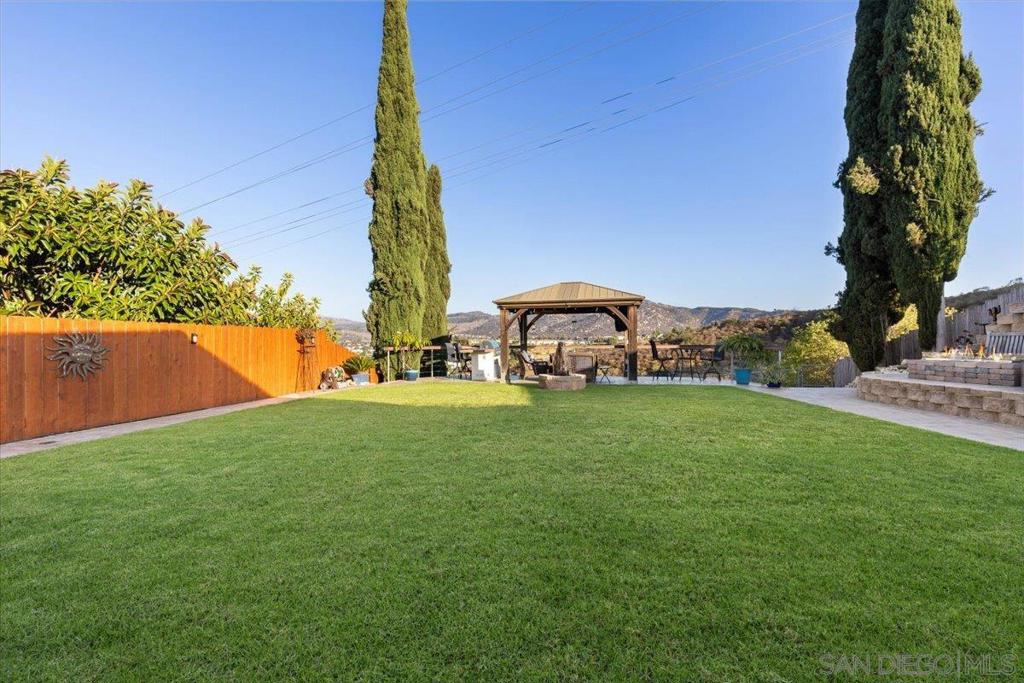 12431 Ridgeton Dr Property Photo 40