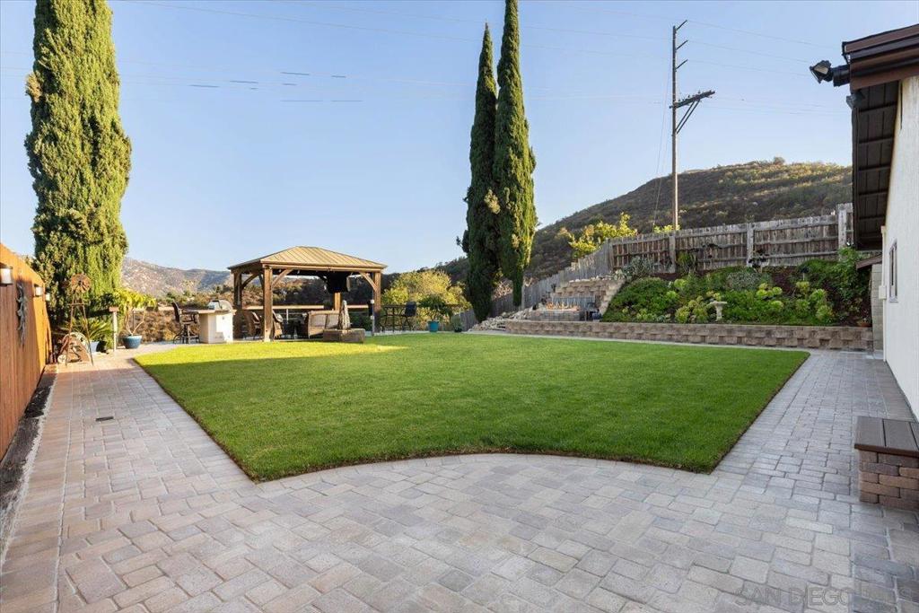 12431 Ridgeton Dr Property Photo 41