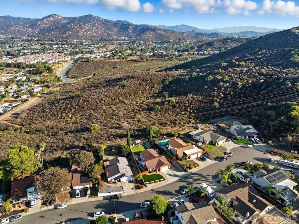 12431 Ridgeton Dr Property Photo 59