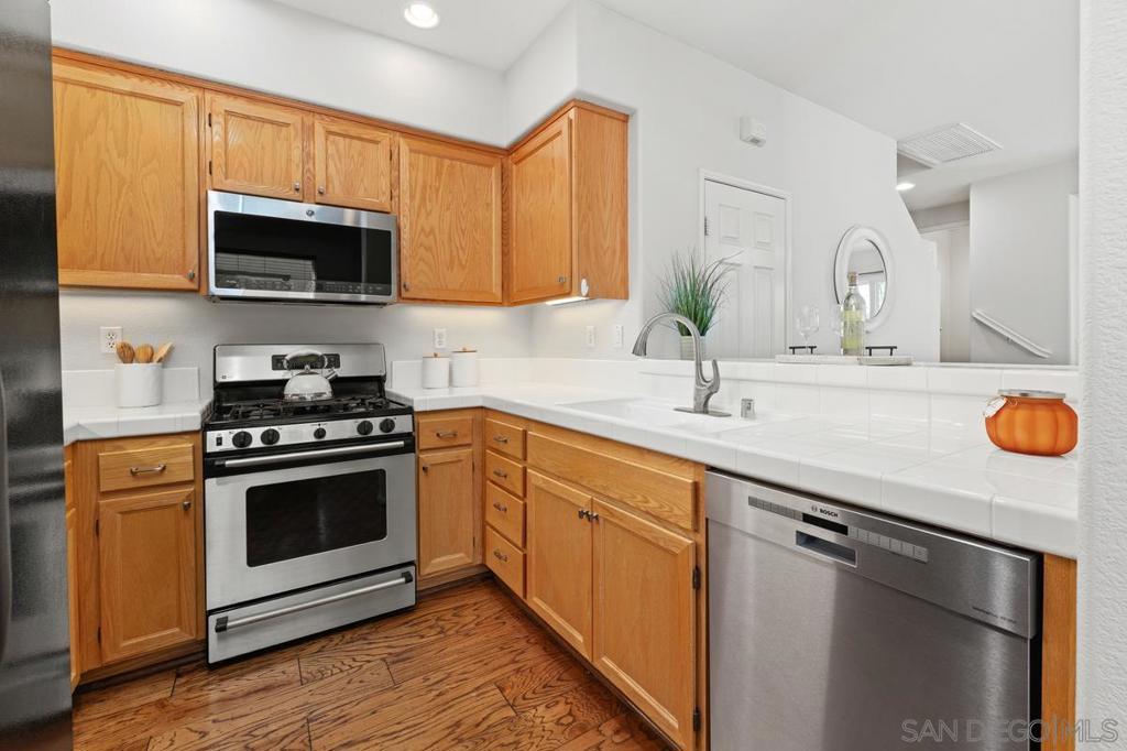 10422 Scripps Poway Parkway 102 Property Photo 9