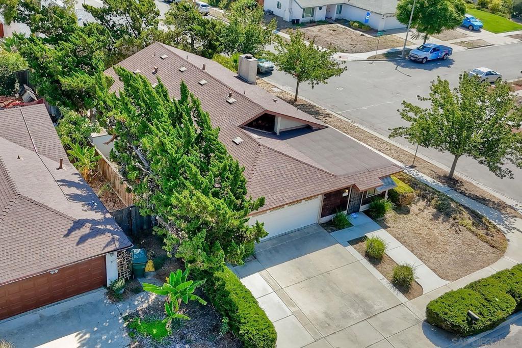 1730 Emogene Place Property Photo 5