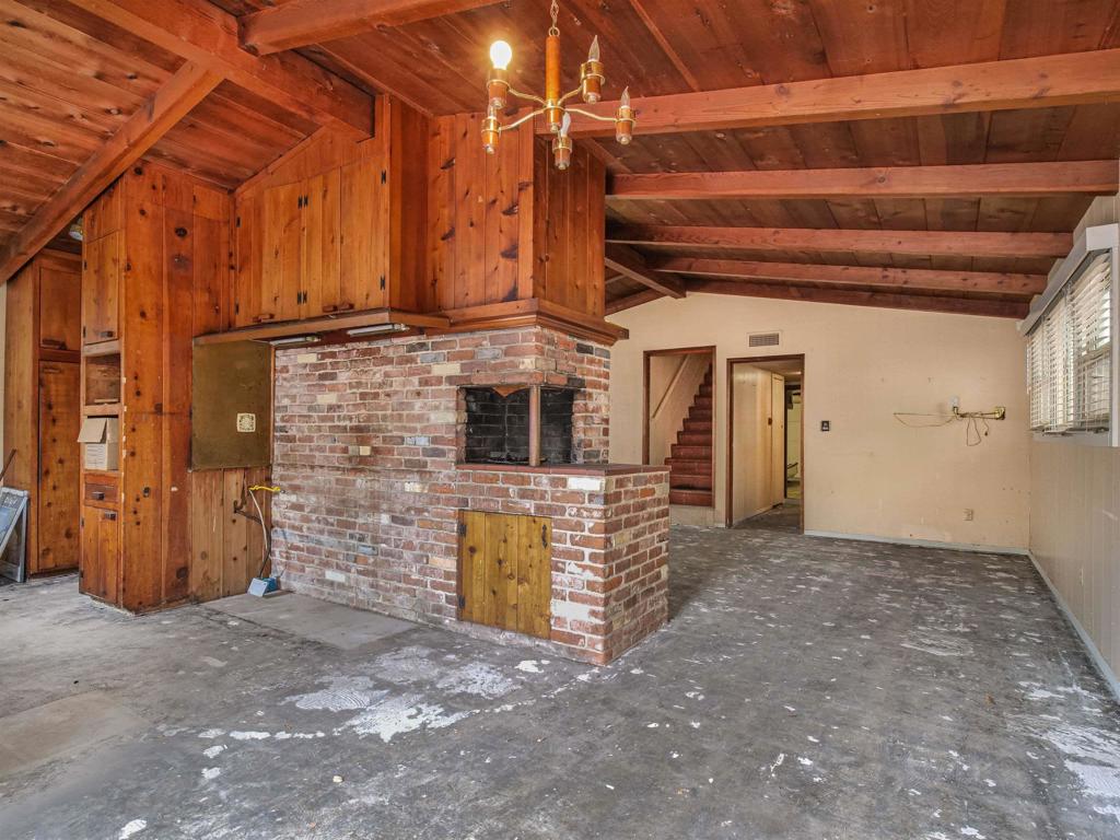 818 820 San Luis Rey Place Property Photo 8