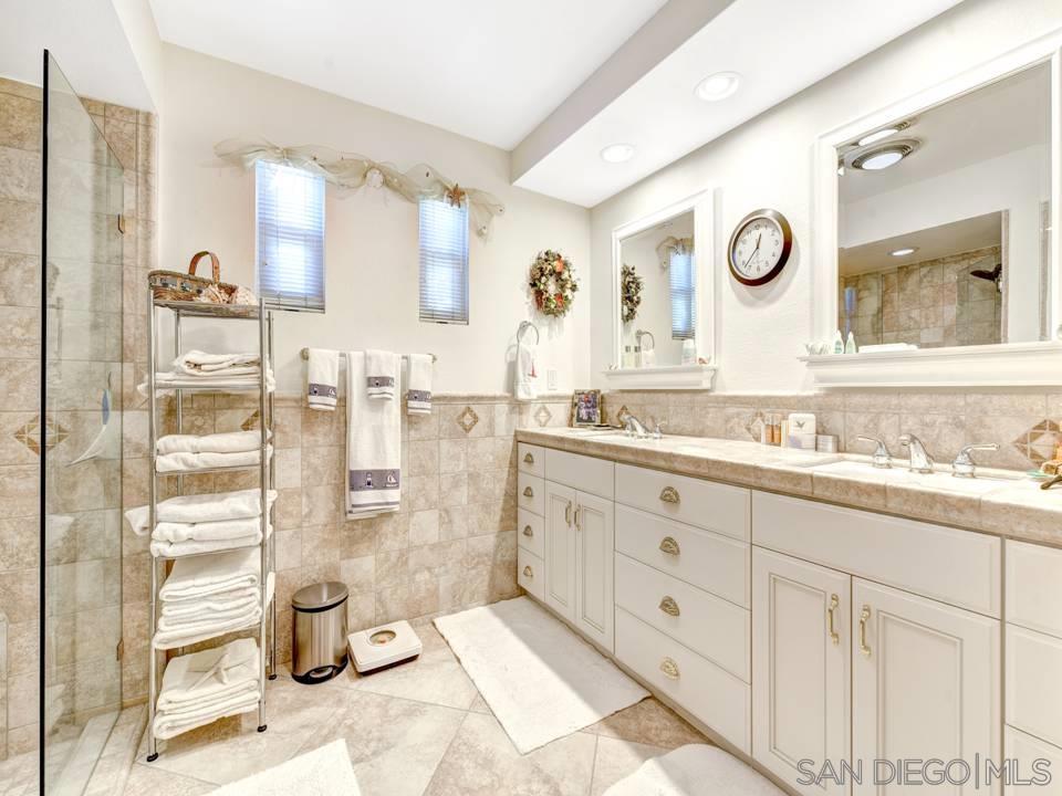 45 Antigua Court Property Photo 16