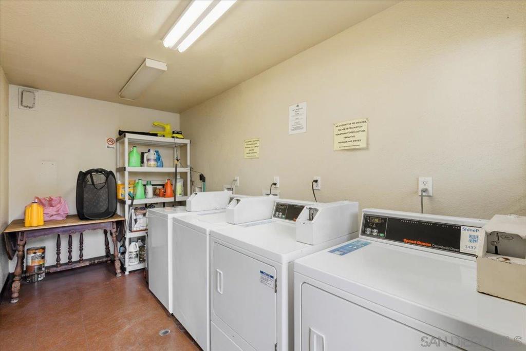 3846 38th St 5 Property Photo 20