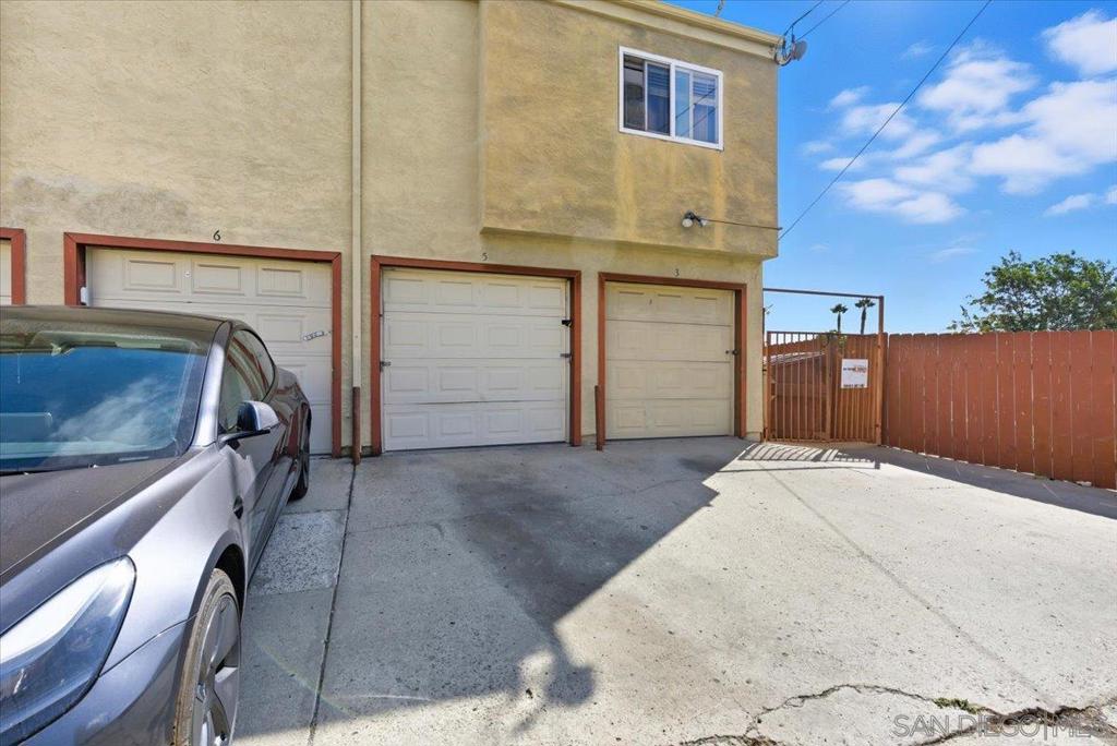 3846 38th St 5 Property Photo 21