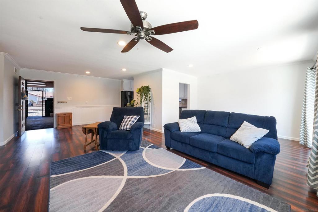 10025 Tamil Rd Property Photo 2