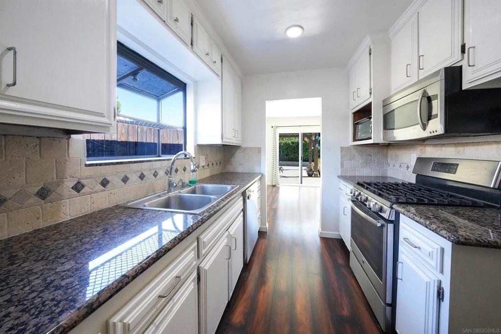 10025 Tamil Rd Property Photo 6