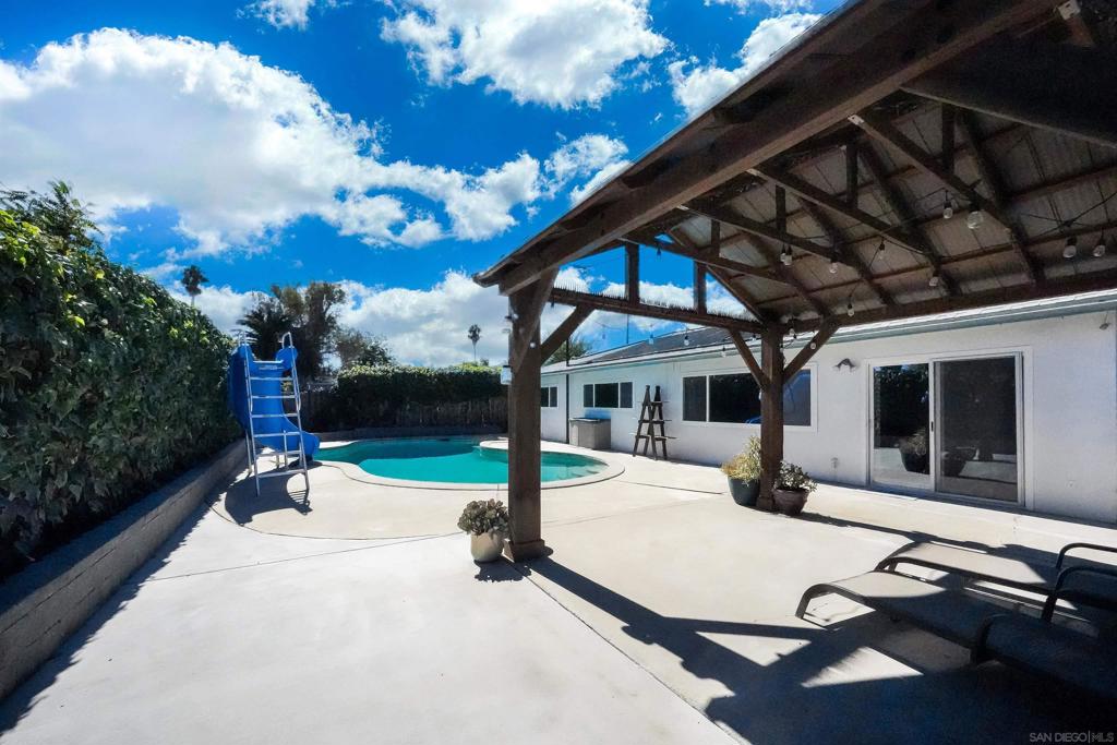 10025 Tamil Rd Property Photo 22