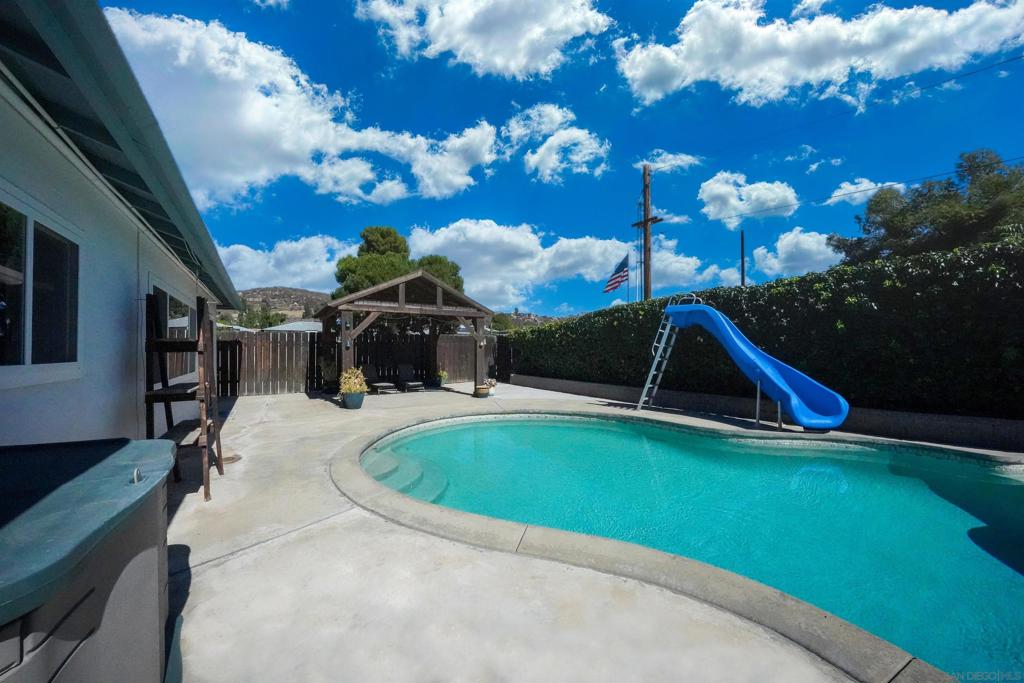 10025 Tamil Rd Property Photo 25