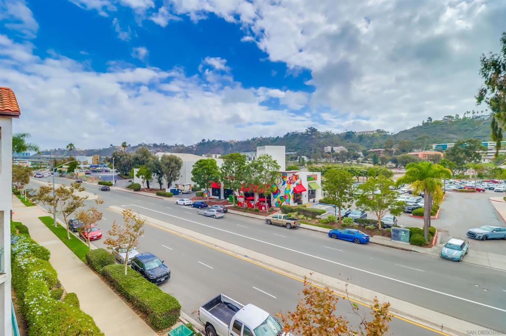 2050 Camino De La Reina 3305 Property Photo 14