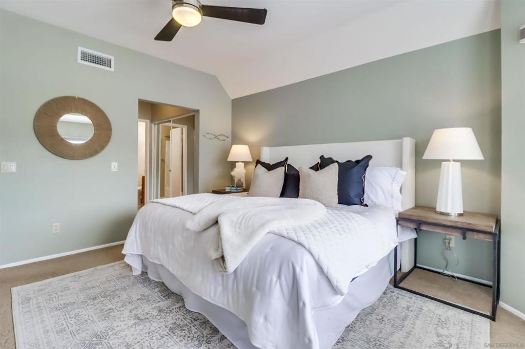 2050 Camino De La Reina 3305 Property Photo 16