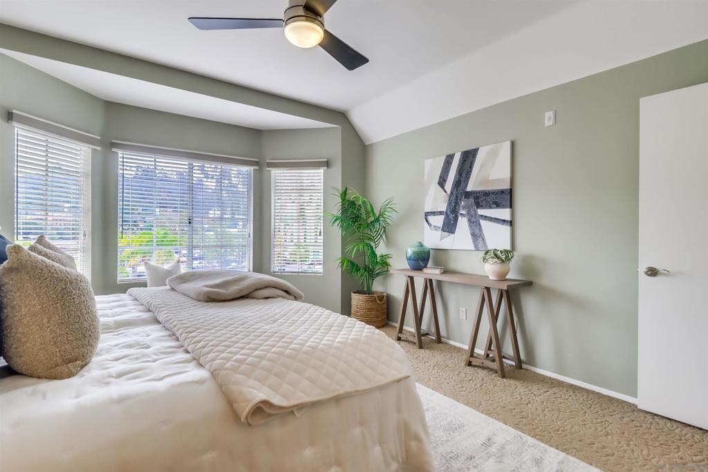 2050 Camino De La Reina 3305 Property Photo 18