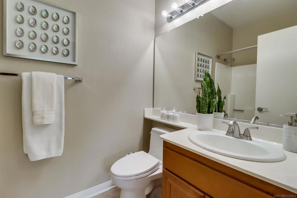 2050 Camino De La Reina 3305 Property Photo 20