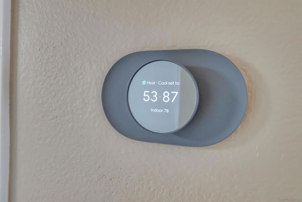 2050 Camino De La Reina 3305 Property Photo 28