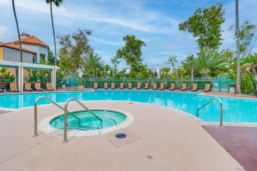 2050 Camino De La Reina 3305 Property Photo 34