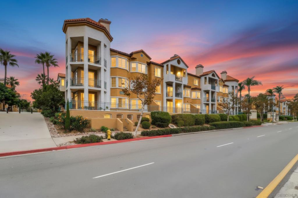 2050 Camino De La Reina 3305 Property Photo 44