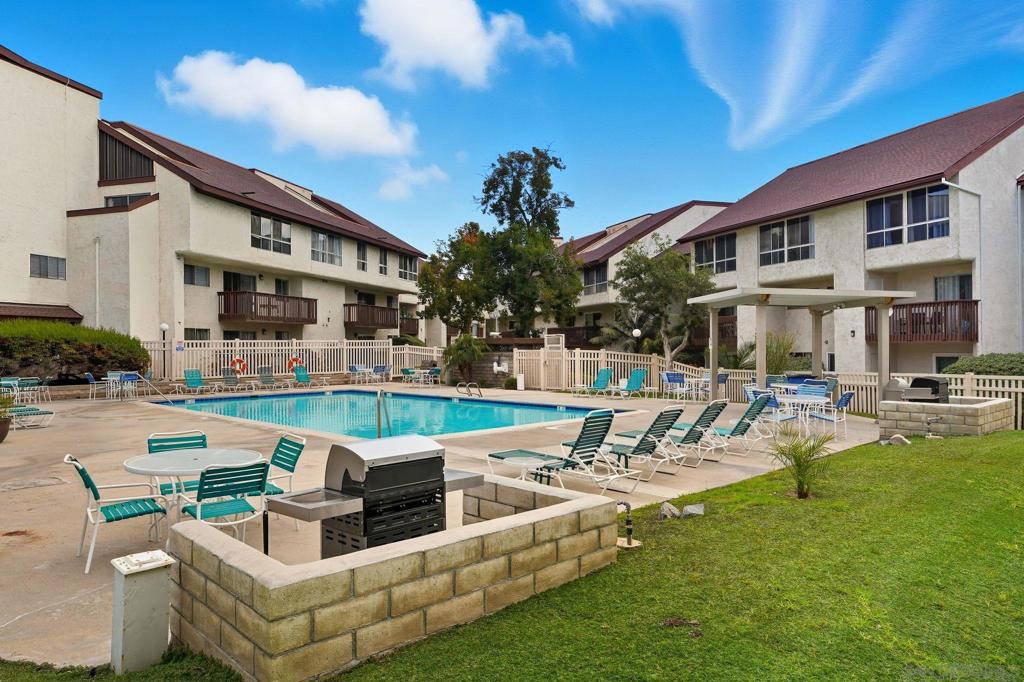 6111 Rancho Mission Rd 209 Property Photo 20