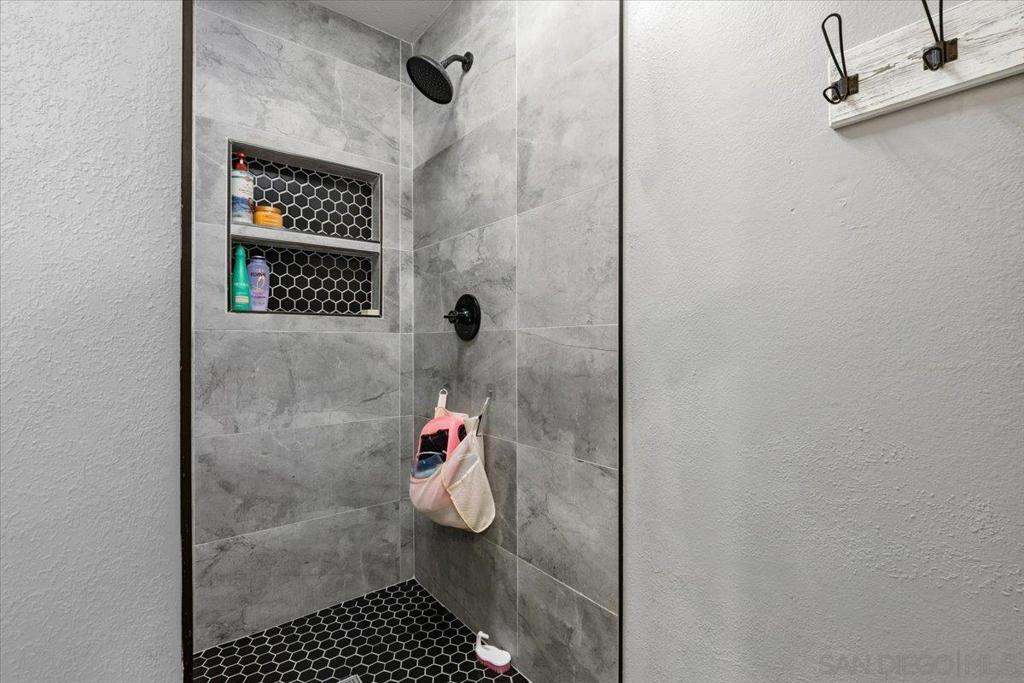 2543 Caminito Avellano Property Photo 12