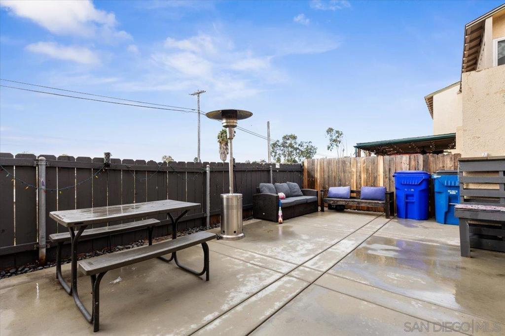 2543 Caminito Avellano Property Photo 18