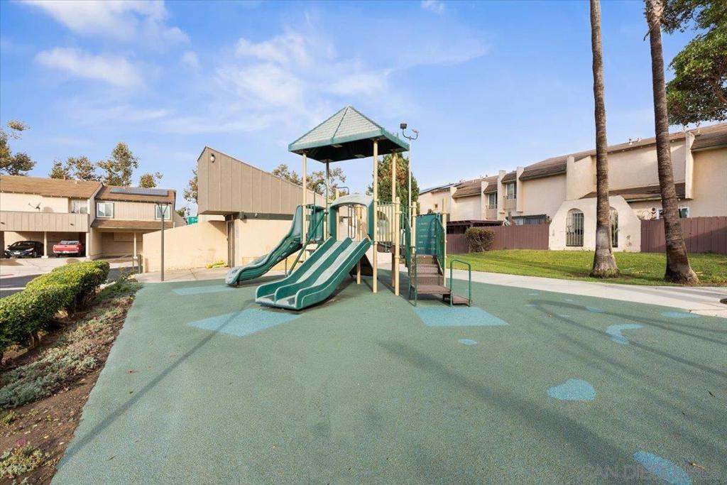 2543 Caminito Avellano Property Photo 24