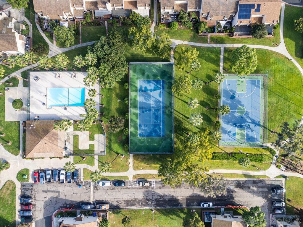 2543 Caminito Avellano Property Photo 27