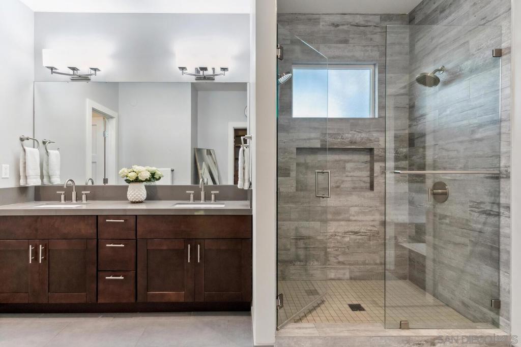 6411 Dowling Dr Property Photo 26