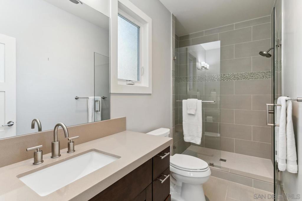 6411 Dowling Dr Property Photo 32