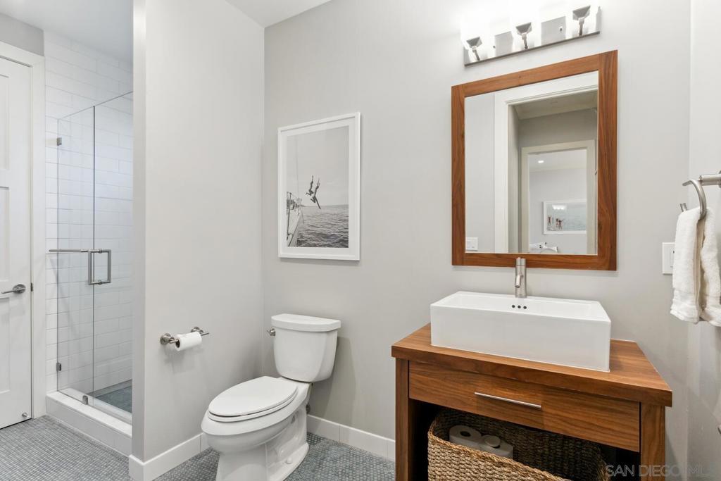 6411 Dowling Dr Property Photo 38