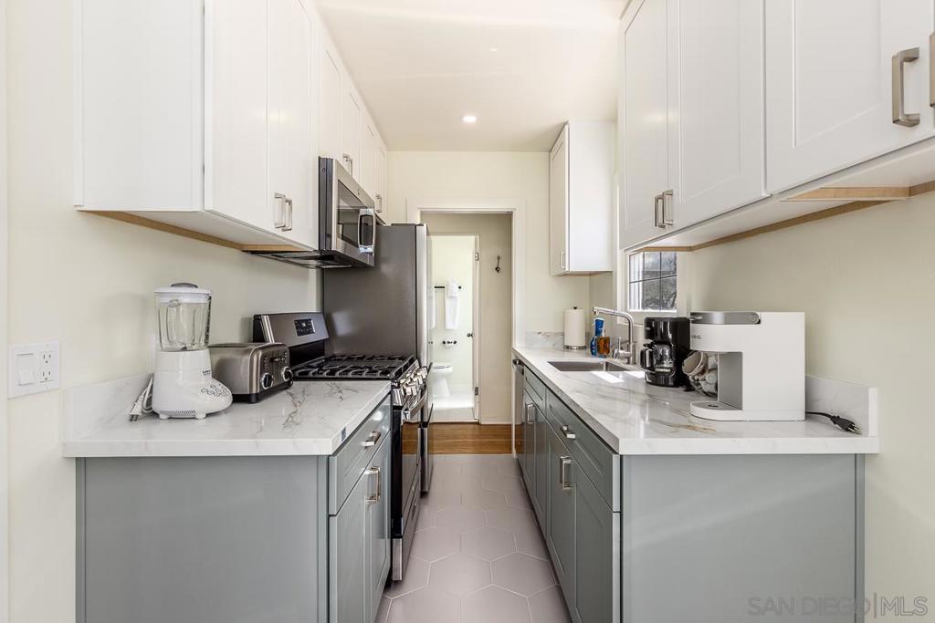 2136 Paseo Dorado Property Photo 29