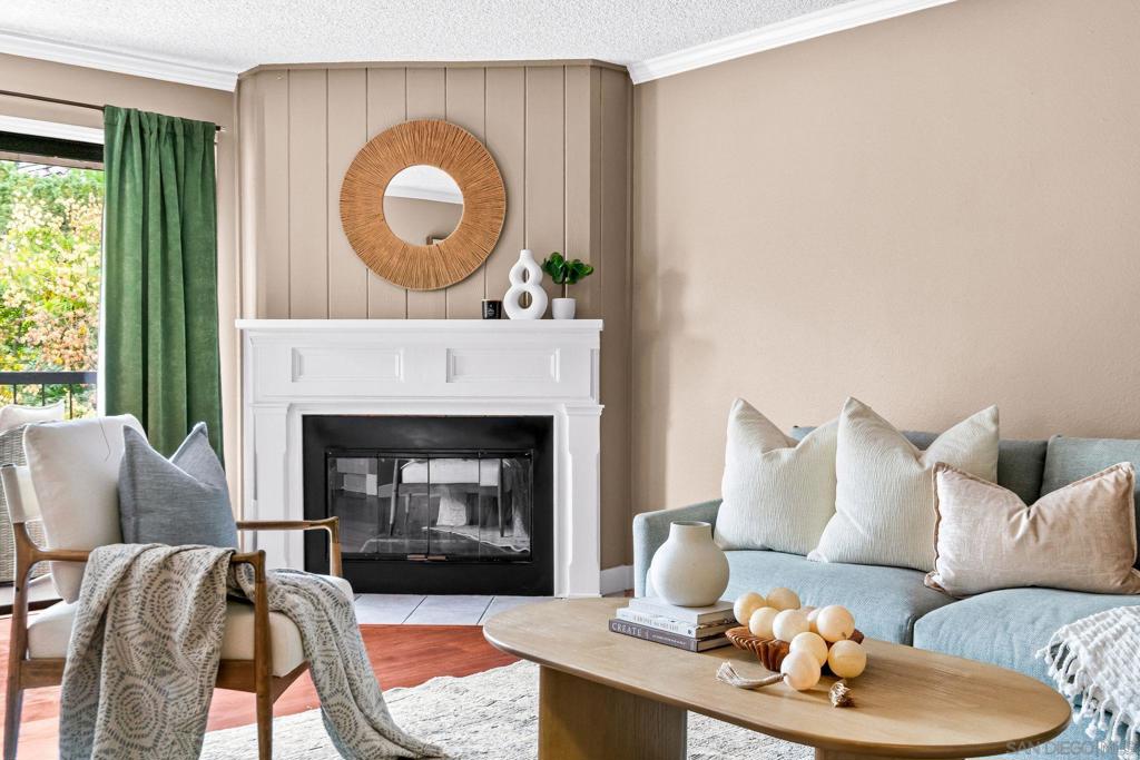 450 W Vermont Ave 104 Property Photo 2