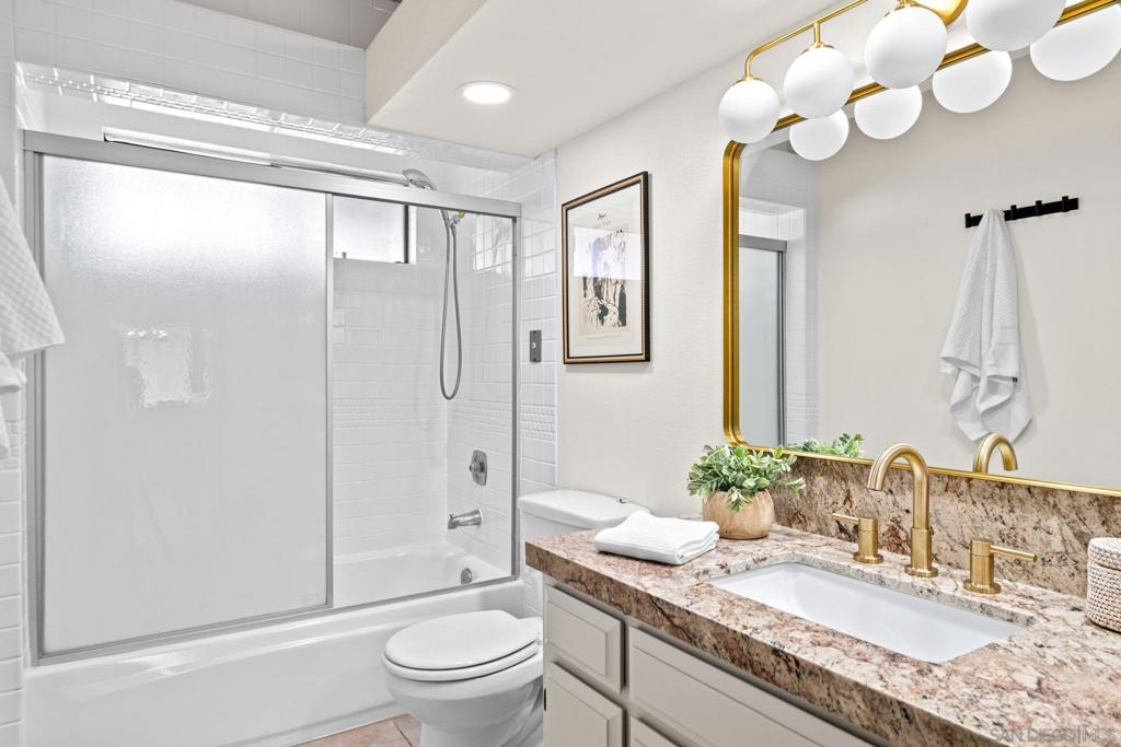 450 W Vermont Ave 104 Property Photo 13